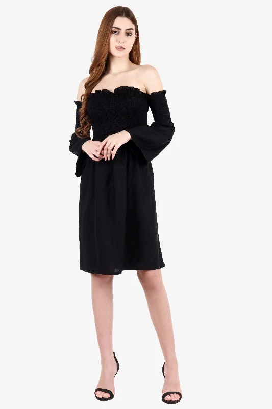 Black Solid Smocking Dress Must-have mini dresses for this season