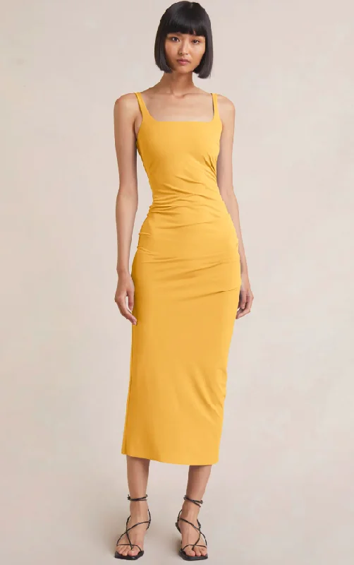 Yasmin midi dress PrettyLittleThing midi dresses