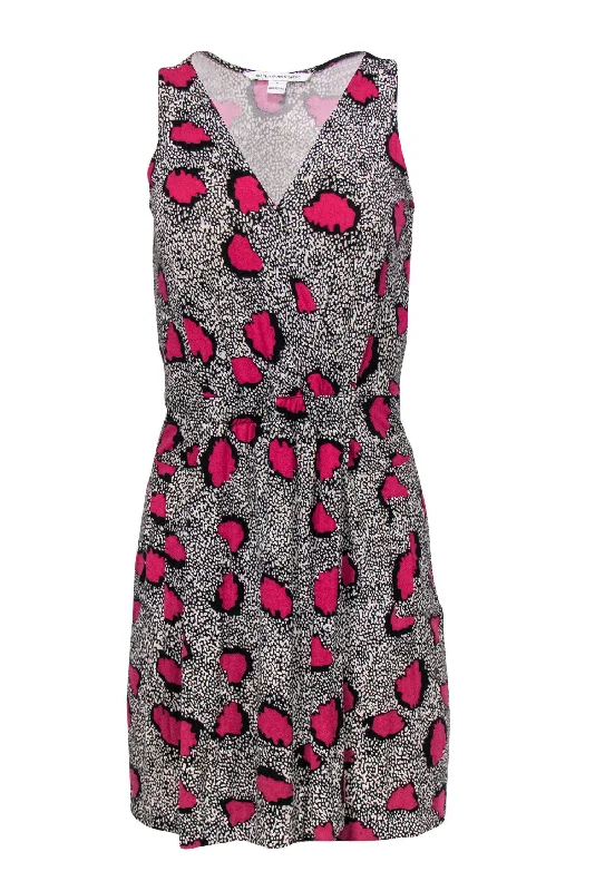 Diane von Furstenberg - Black, White & Pink Patterned Faux Wrap Dress Sz 0 Gothic unclassified dresses