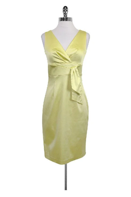 Kay Unger - Lime Green Satin Dress Sz 4 Ruffled unclassified dresses