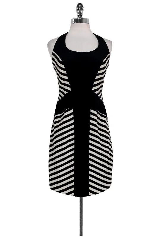 Nicole Miller - Black & White Striped Dress Sz 6 Satin unclassified dresses