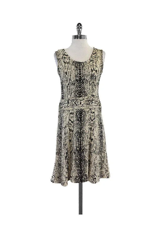 St. John - Beige & Black Snakeskin Knit Fit & Flare Dress Sz 8 Street style unclassified dresses