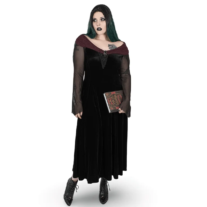 Victorian Gothic Velvet Gown with Brooch and Mesh Sleeves Minimalist unclassified dresses